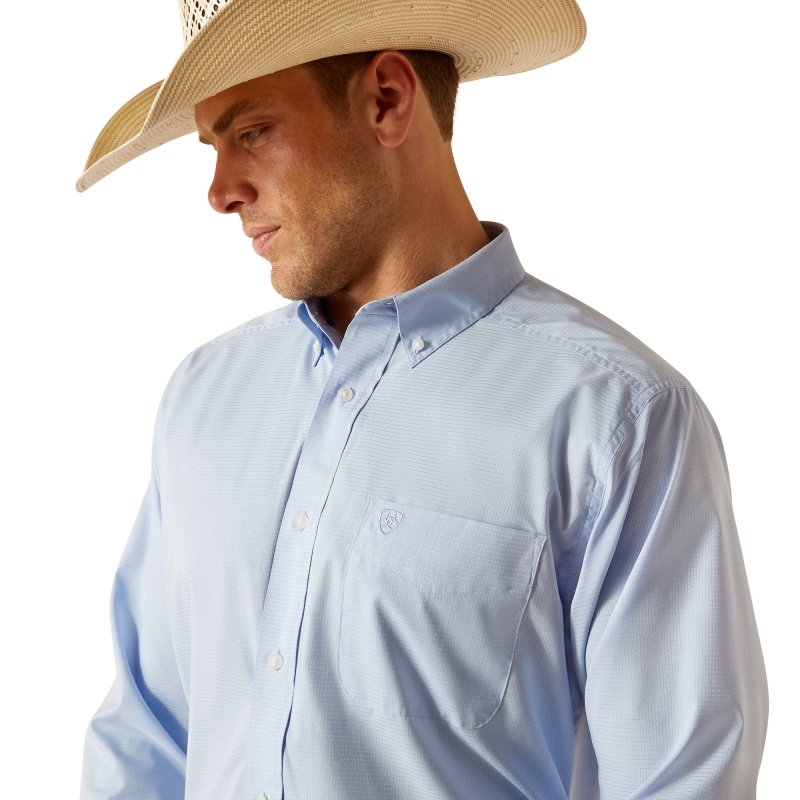 *SALE* LIMITED SIZES AND STOCK! Ariat 360 Airflow Classic Fit Button Front L/S Shirt - Light Blue